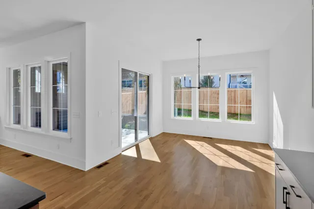 $1,029,000 | 605 A American Road, Nashville, TN 37209