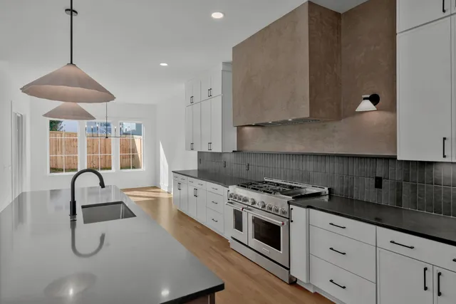 $1,029,000 | 605 A American Road, Nashville, TN 37209