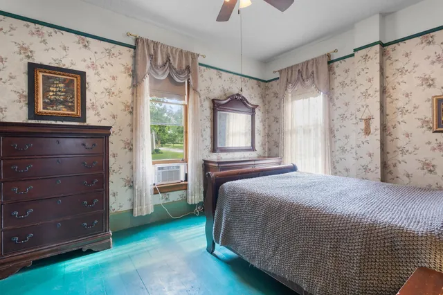 $319,900 | 1203 Dodge Street, Kewaunee, WI 54216