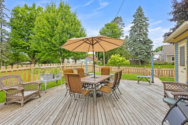 $319,900 | 1203 Dodge Street, Kewaunee, WI 54216