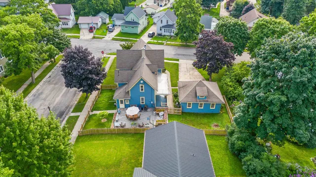 $319,900 | 1203 Dodge Street, Kewaunee, WI 54216