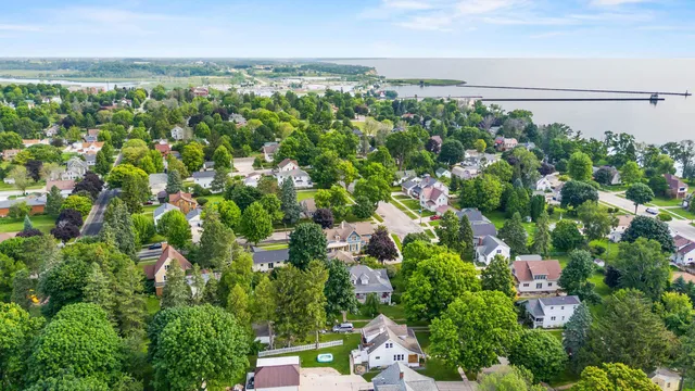 $319,900 | 1203 Dodge Street, Kewaunee, WI 54216