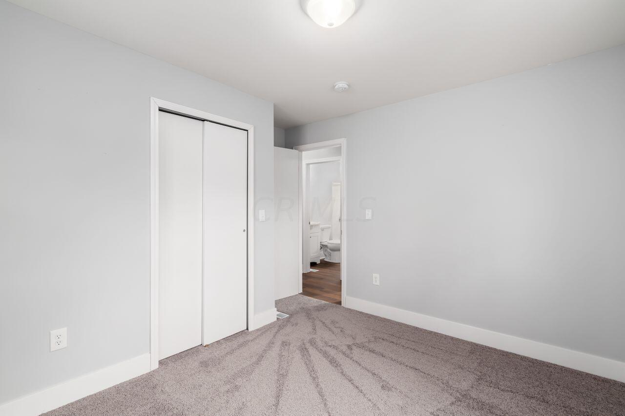 2549 Howey Road Columbus, OH 43211 - Photo 15 of 28 g_howey_rd-50