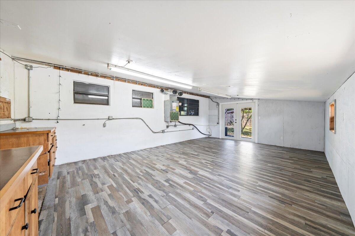 2470 Coventry Road Melbourne, FL 32935 - Photo 27 of 44 31-DSC09584
