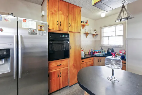 $100,300 | 715 South Main Street, Shamrock, TX 79079