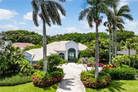 $3,999,999 | 13795 Le Bateau Lane, Palm Beach Gardens, FL 33410