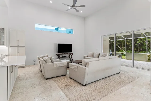 $3,999,999 | 13795 Le Bateau Lane, Palm Beach Gardens, FL 33410