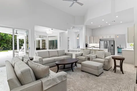 $3,999,999 | 13795 Le Bateau Lane, Palm Beach Gardens, FL 33410