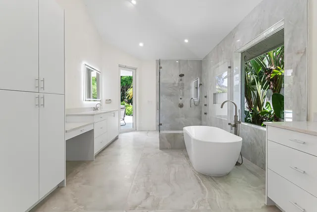 $3,999,999 | 13795 Le Bateau Lane, Palm Beach Gardens, FL 33410