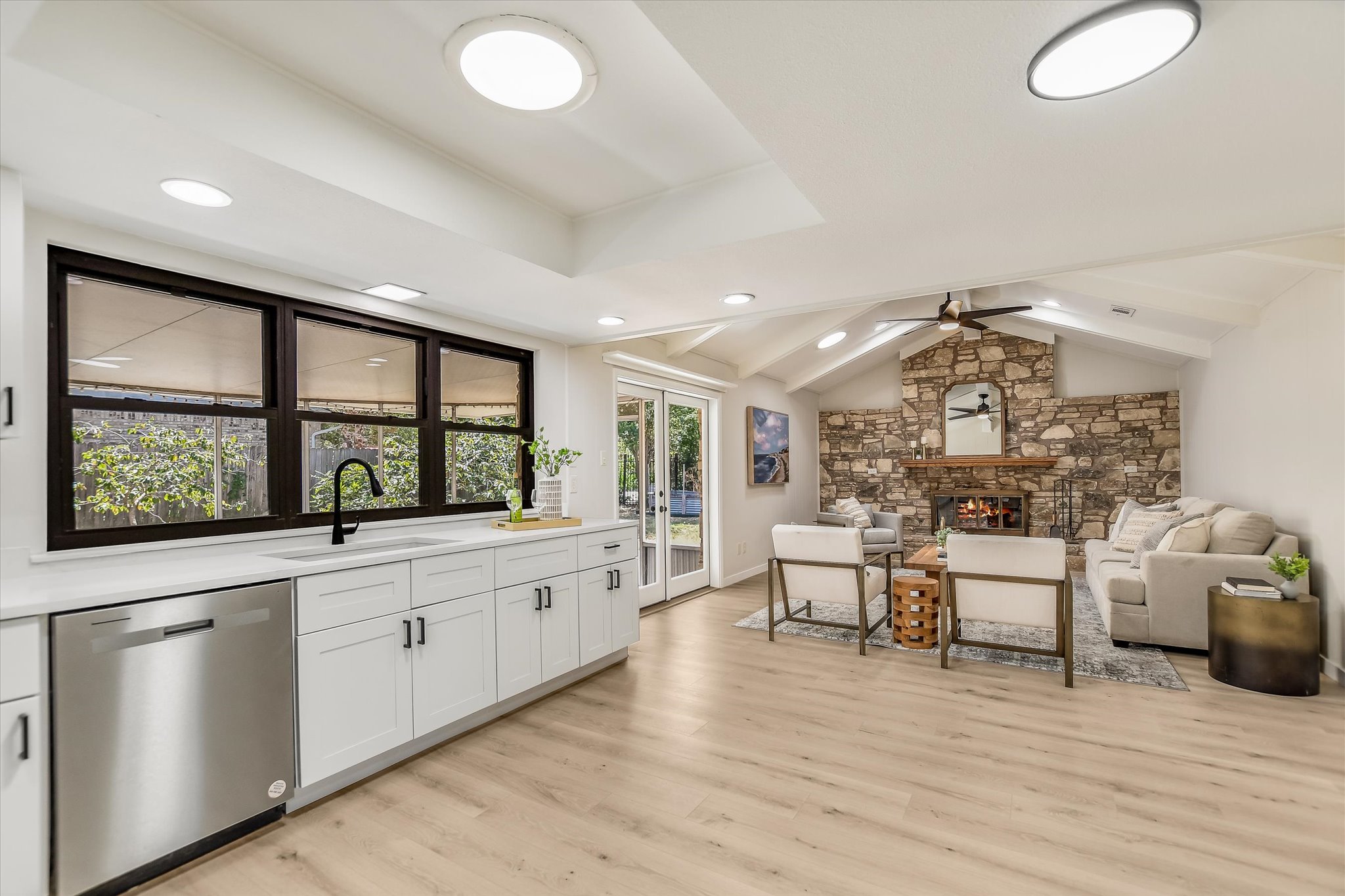 11501 Buckingham Road Austin, TX 78759 - Photo 12 of 39 Gallery Image 12