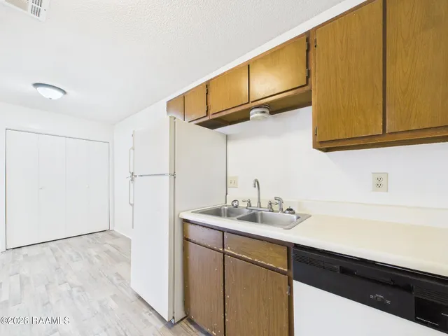 $650 | 208 Vieux Orleans Circle, Unit D, Lafayette, LA 70508