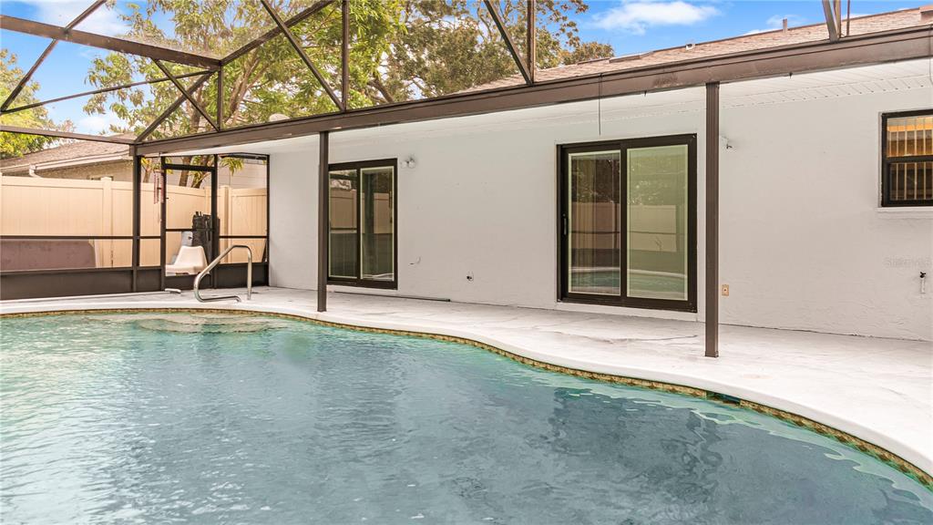 5350 Arpana Drive Orlando, FL 32839 - Photo 2 of 34