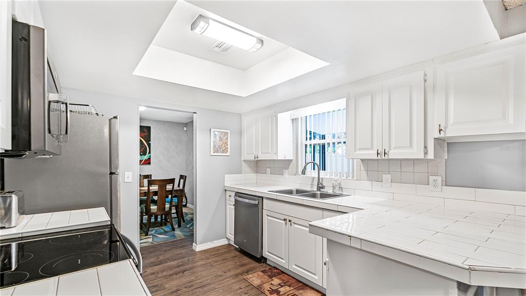 5350 Arpana Drive Orlando, FL 32839 - Photo 6 of 34