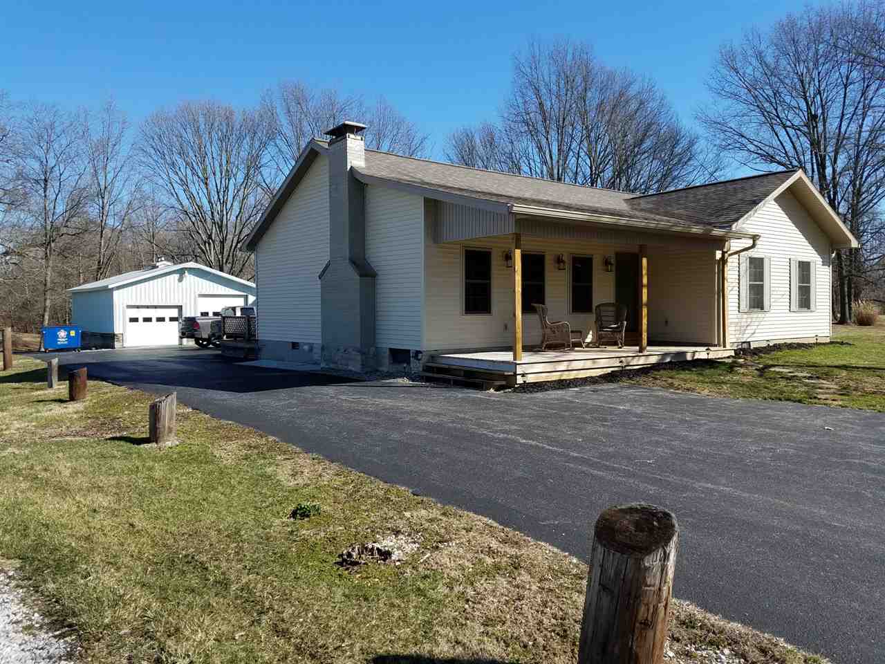 4585 East Robinson Road Bloomington, IN 47408 - Photo 3 of 36
