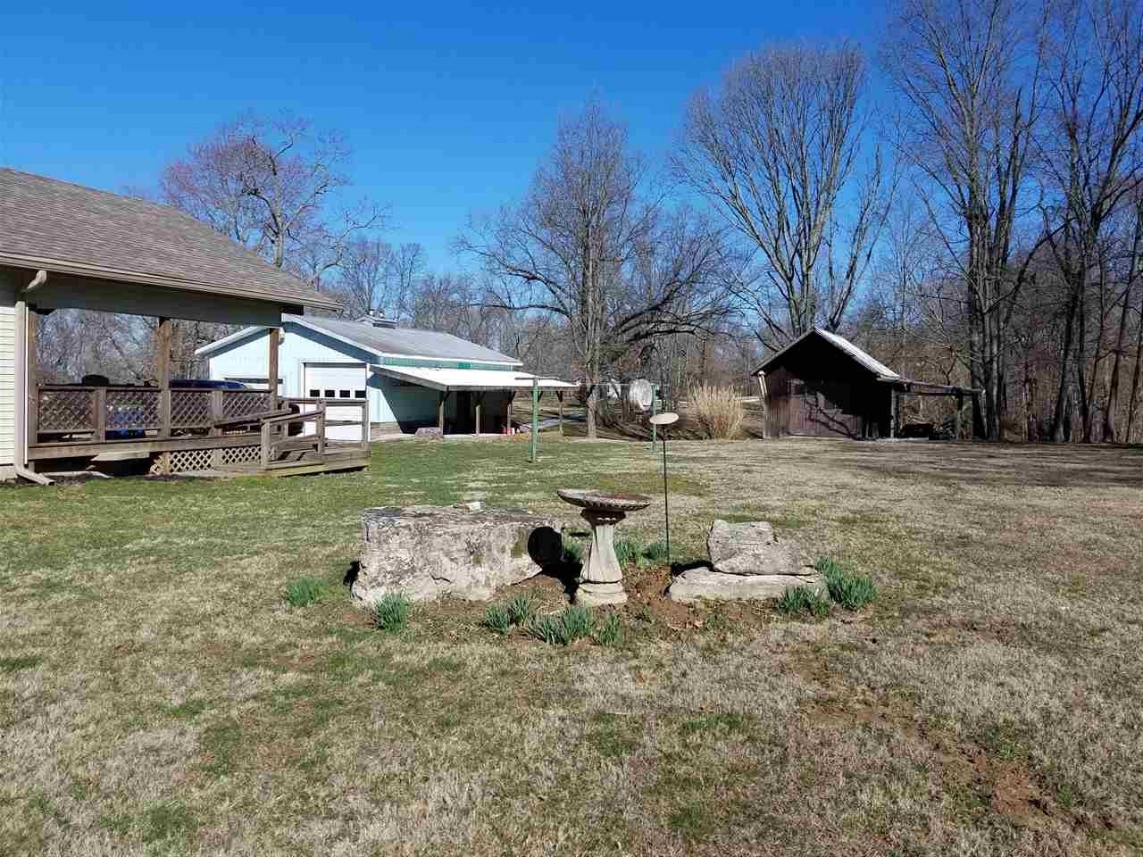 4585 East Robinson Road Bloomington, IN 47408 - Photo 32 of 36