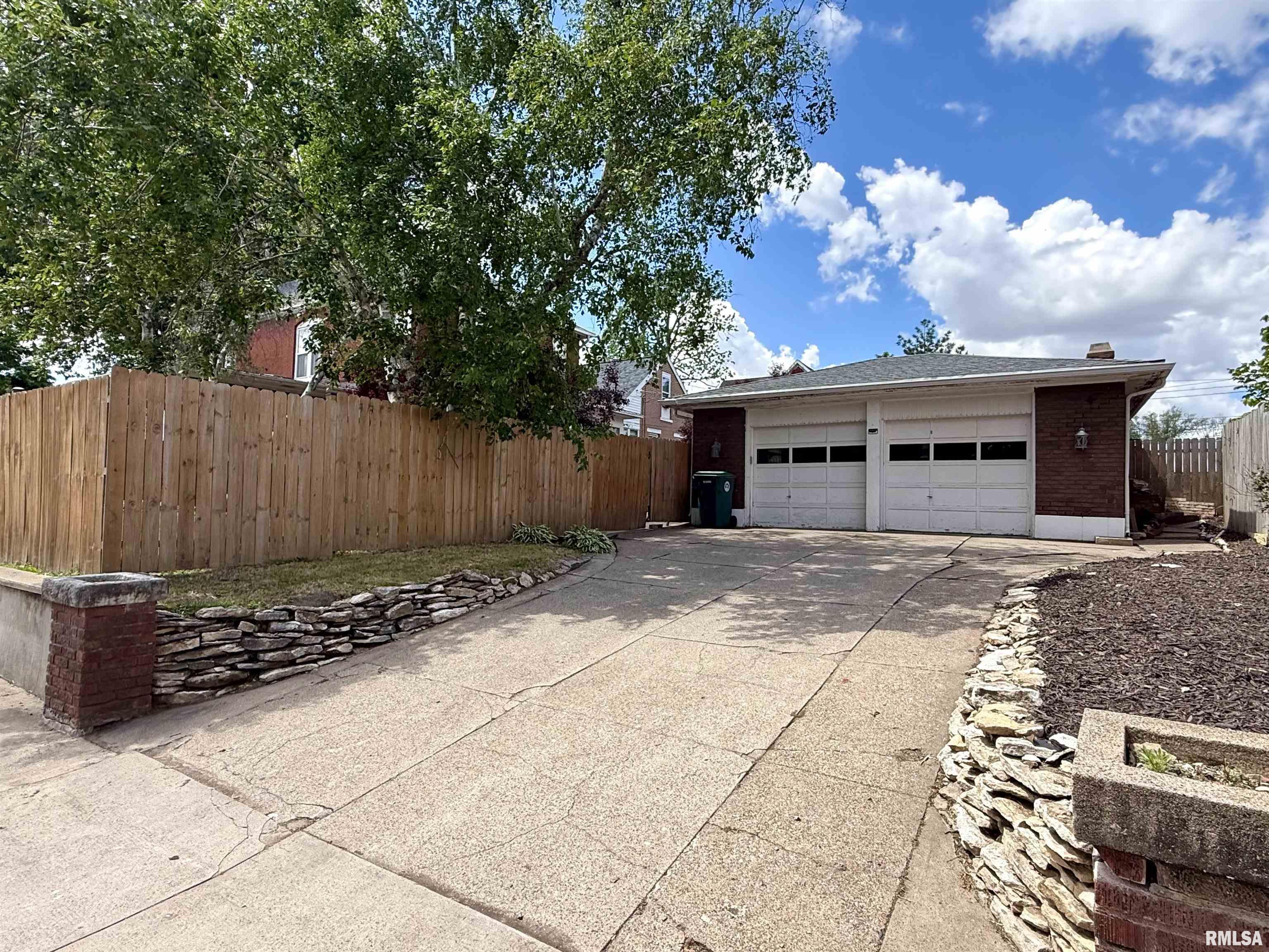 1329 Spring Street Quincy, IL 62301 - Photo 33 of 33