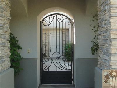 13 Napoleon Road Rancho Mirage, CA 92270 - Photo 3 of 23