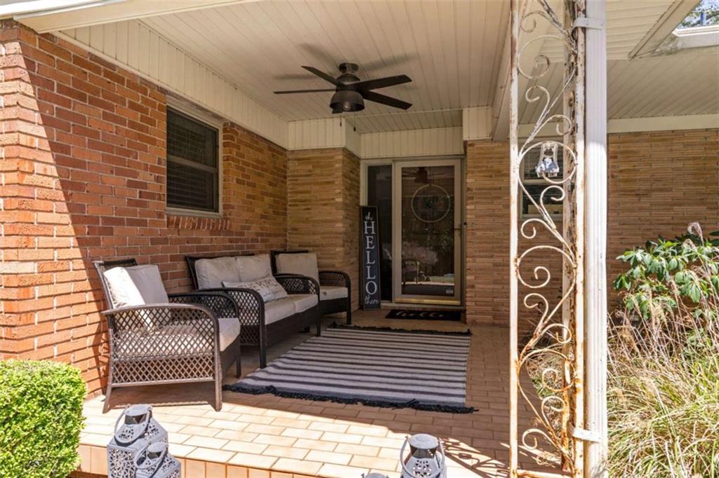 2037 Pinetree Trail Gainesville, GA 30501 - Photo 4 of 35 a view of a chairs and table in a patio