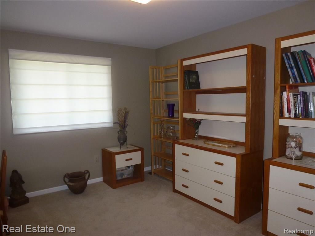 3536 Holiday Court Rochester Hills, MI 48306 - Photo 46 of 63