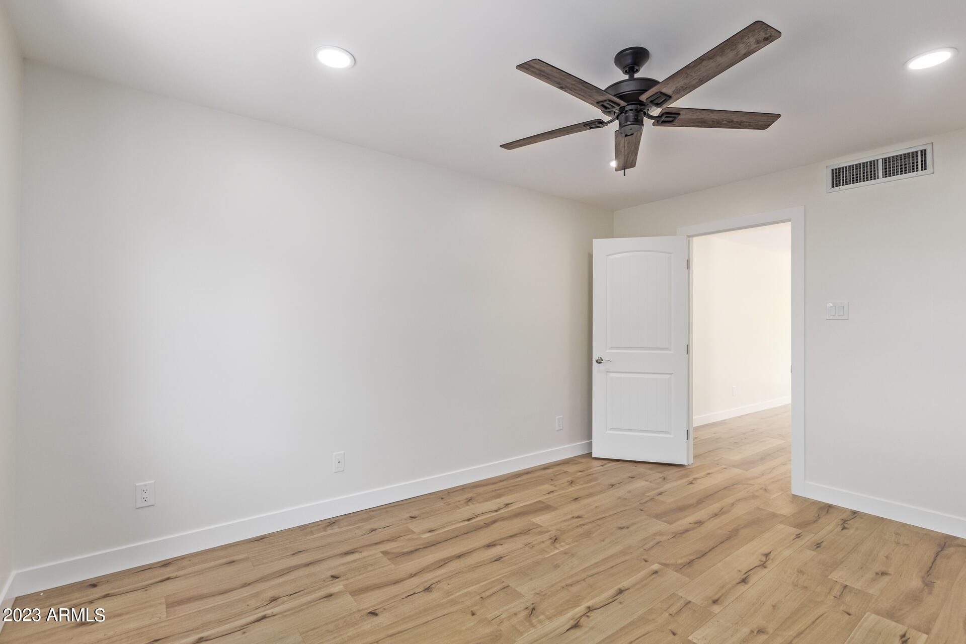 1014 East Osborn Road, Unit D Phoenix, AZ 85014 - Photo 11 of 34 19 Osborn 1014