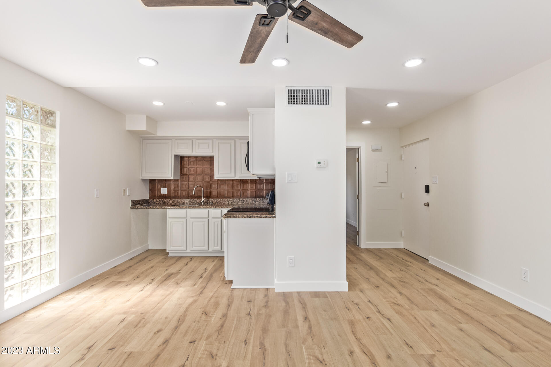 1014 East Osborn Road, Unit D Phoenix, AZ 85014 - Photo 19 of 34 10 Osborn 1014