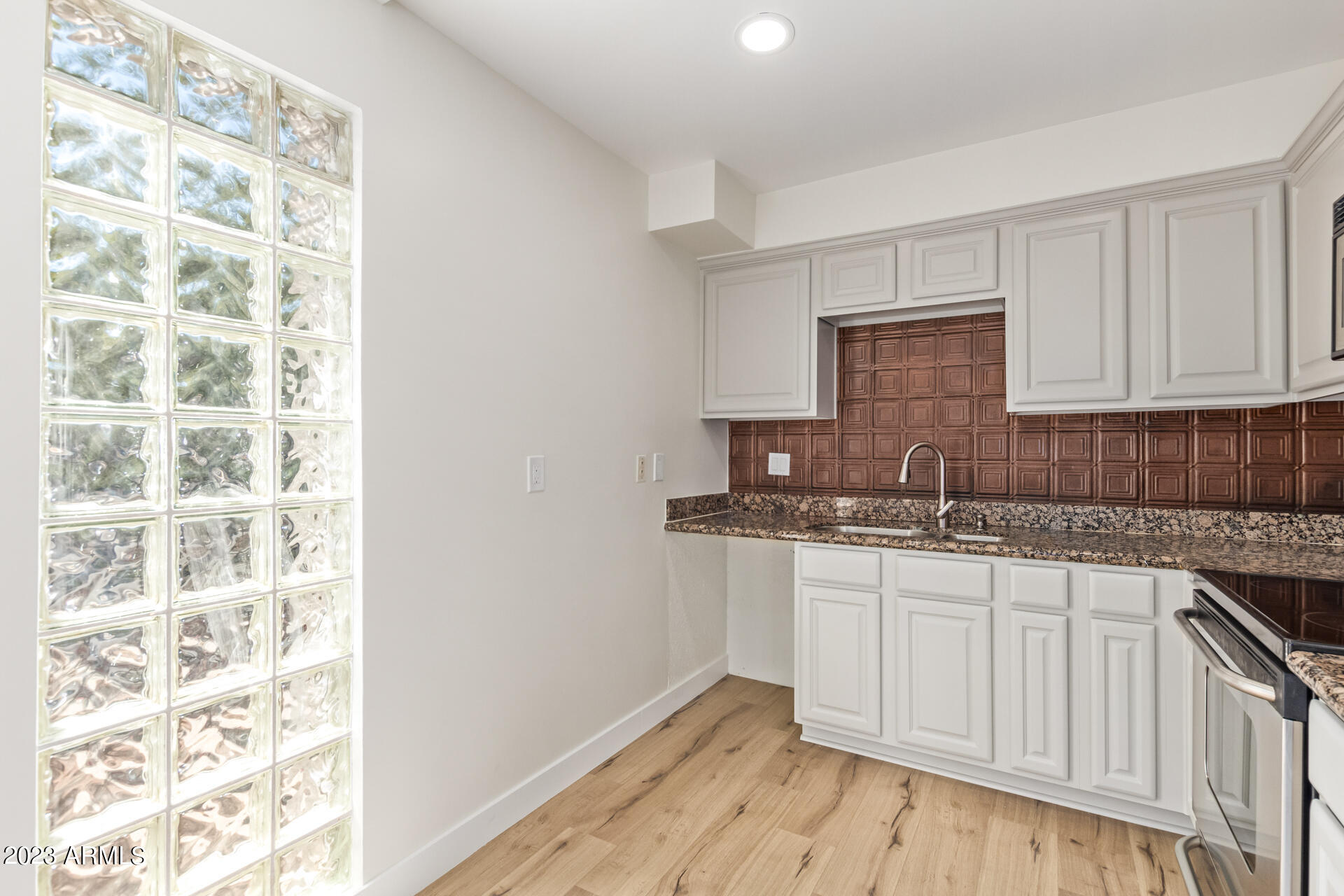 1014 East Osborn Road, Unit D Phoenix, AZ 85014 - Photo 3 of 34 15 Osborn 1014