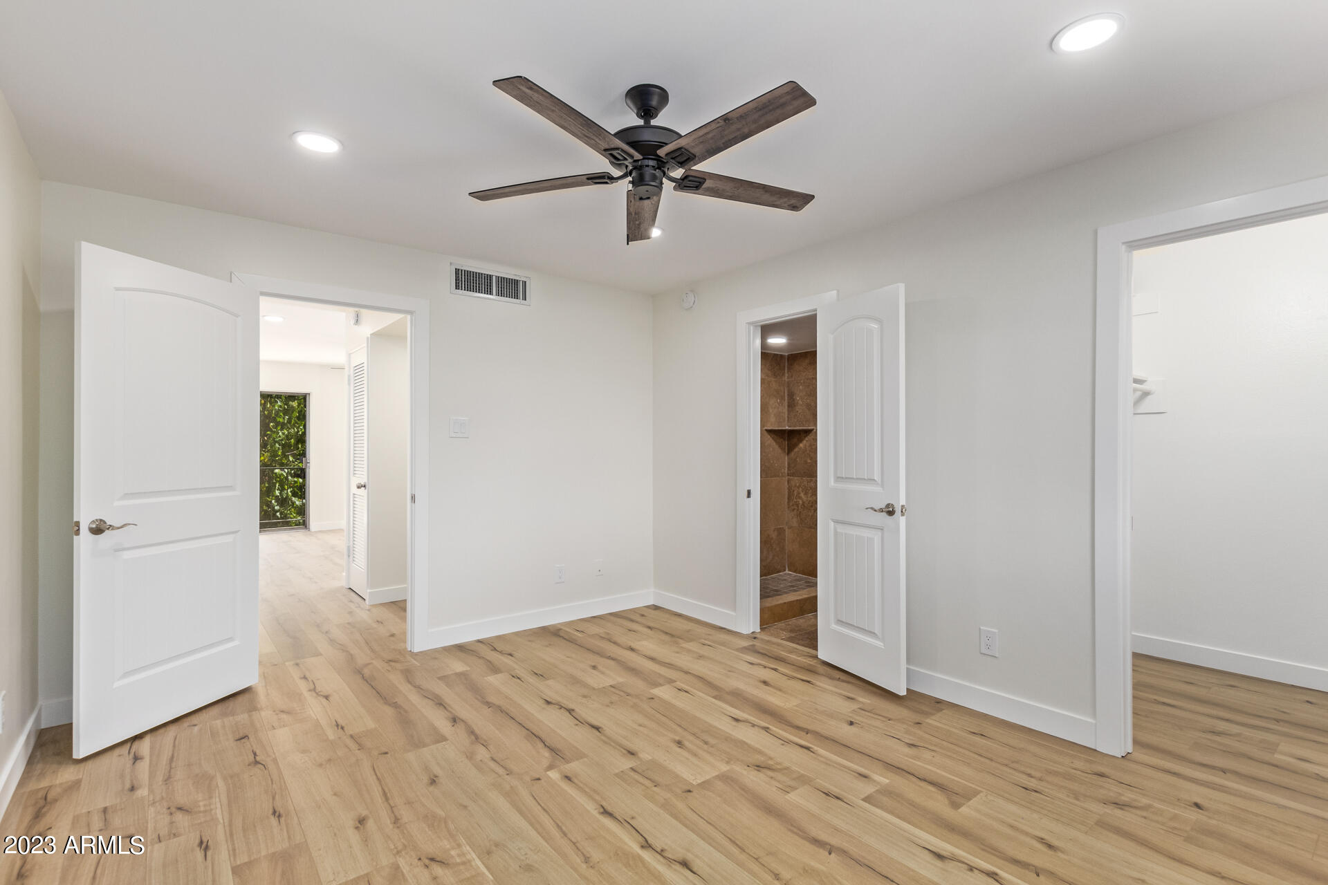 1014 East Osborn Road, Unit D Phoenix, AZ 85014 - Photo 7 of 34 18 Osborn 1014