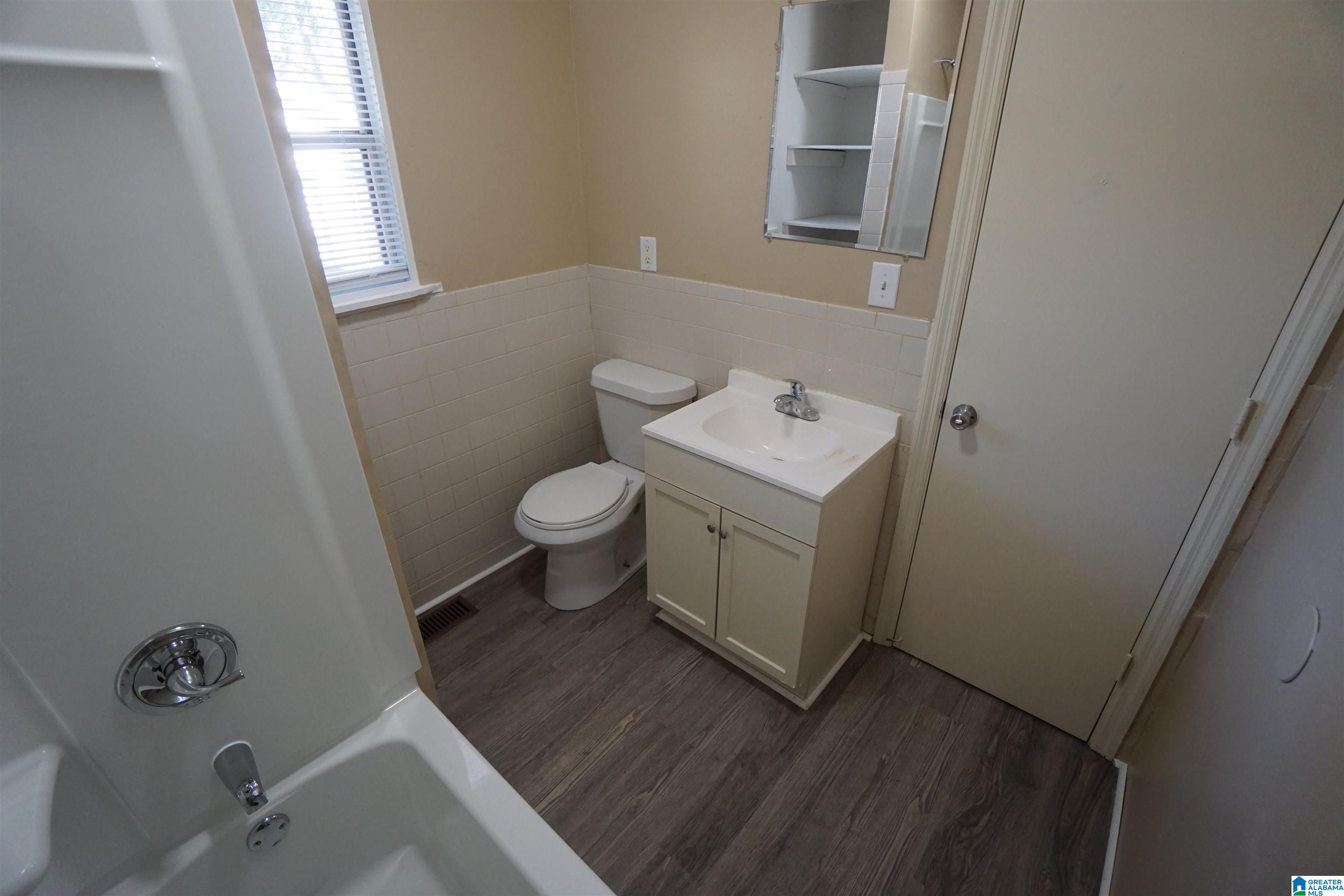 1688 18th Way Southwest Birmingham, AL 35211 - Photo 27 of 37
