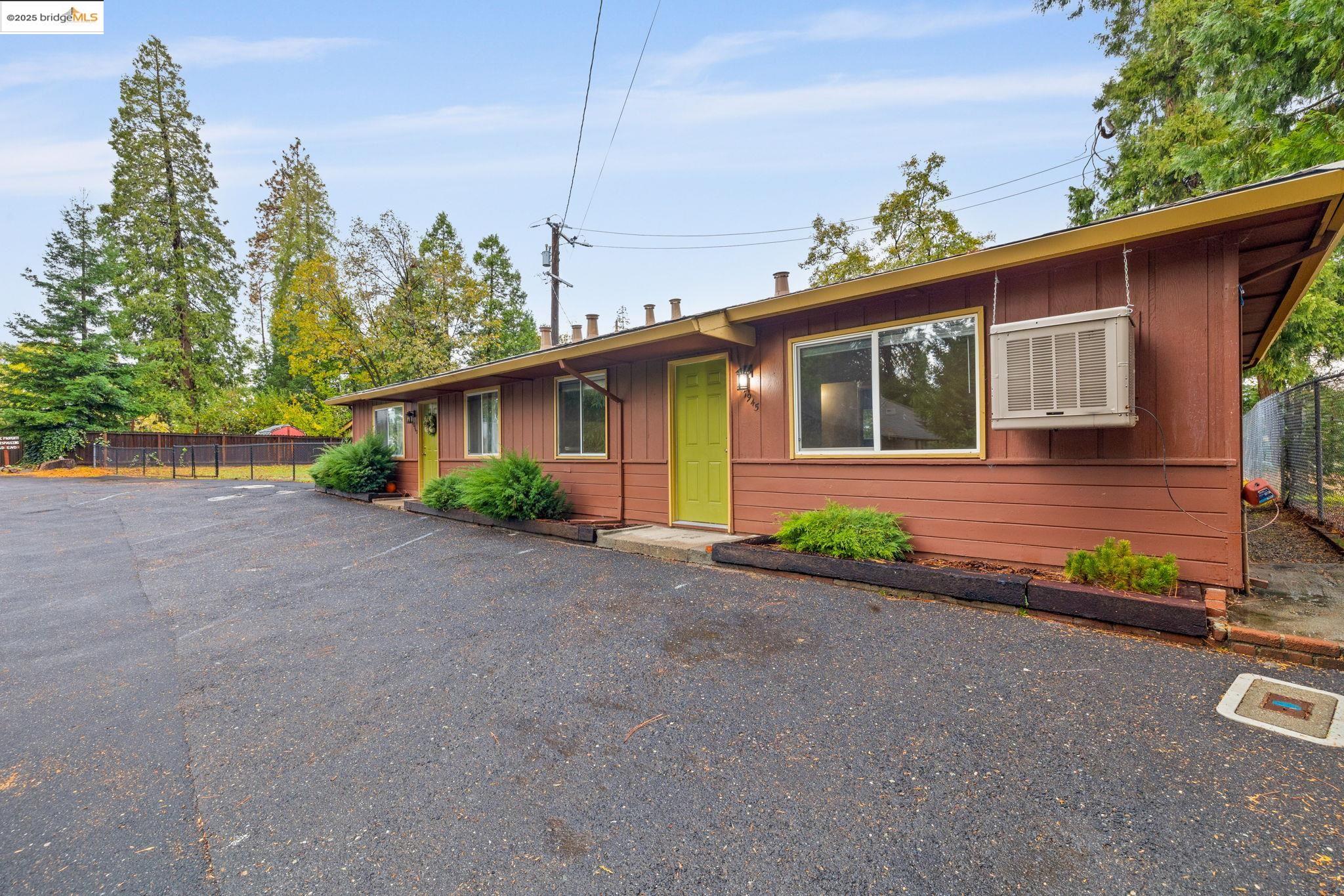 17943 Plateau Road Sonora, CA 95370 - Photo 2 of 11 View of front facade