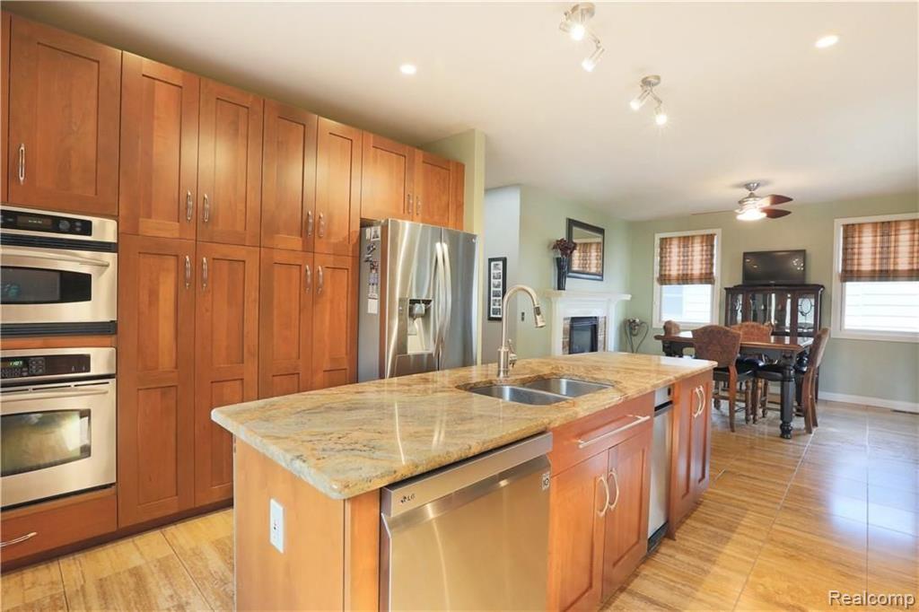 912 West 3rd Street Rochester, MI 48307 - Photo 16 of 46