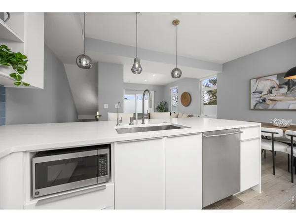 $685,000 | 402 West Baseline Road, Unit H, Lafayette, CO 80026