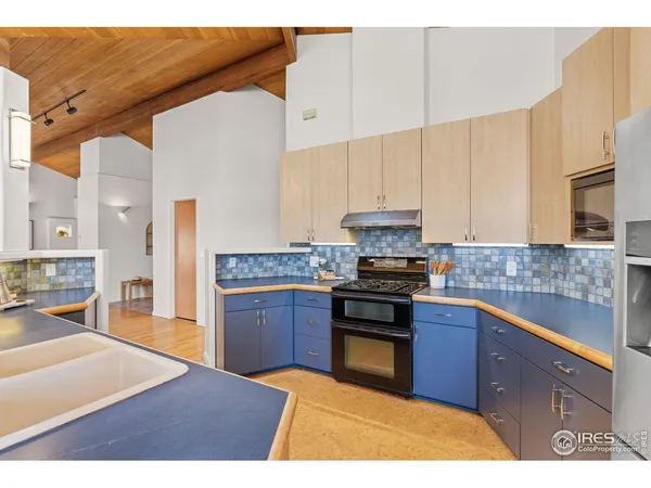 $3,000,000 | 1193 Old Tale Road, Boulder, CO 80303