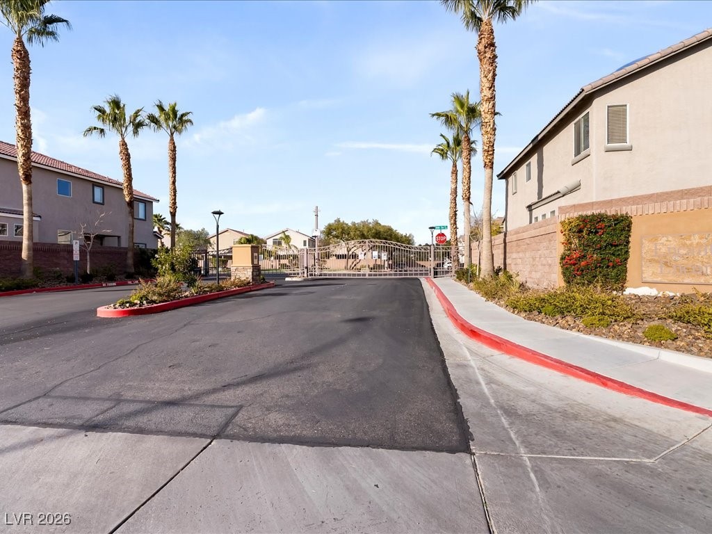7824 Trophy Run Avenue Las Vegas, NV 89113 - Photo 2 of 35