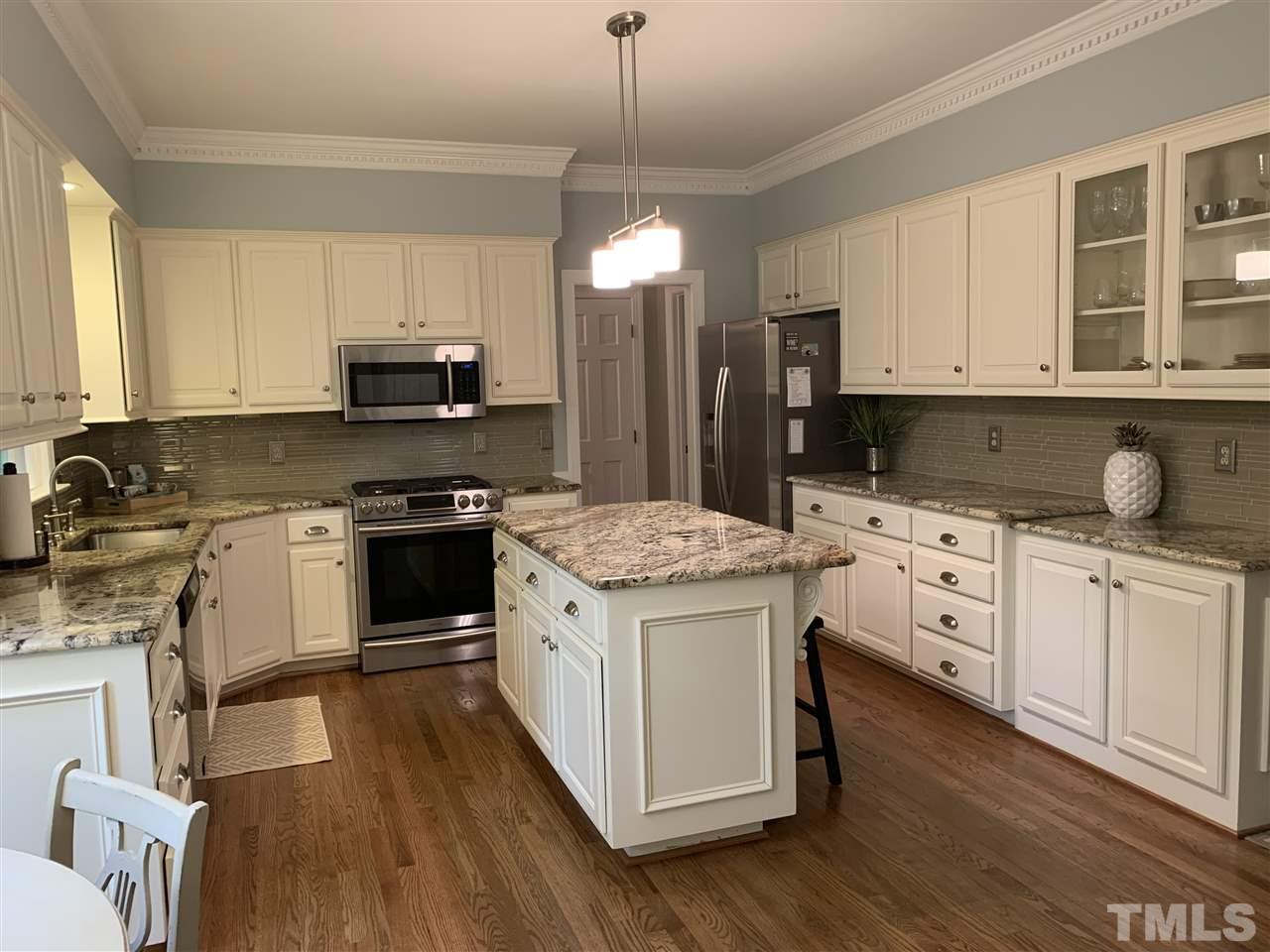 7907 Sandy Bottom Way Raleigh, NC 27613 - Photo 2 of 20 Updated kitchen with gas stove