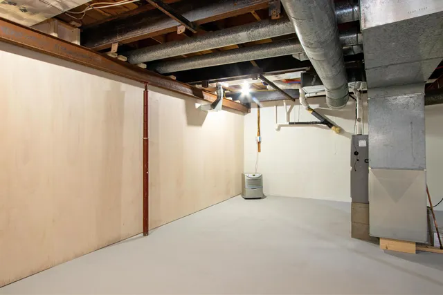 $229,000 | 98 Rod Key Street, Lyndon, VT 05851