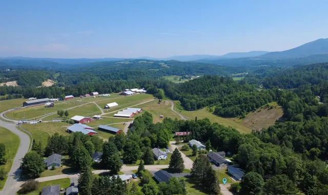 $229,000 | 98 Rod Key Street, Lyndon, VT 05851