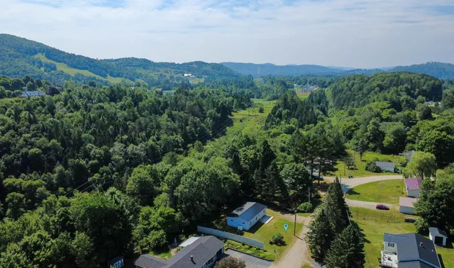 $229,000 | 98 Rod Key Street, Lyndon, VT 05851