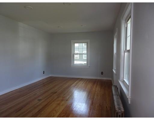 95 Birchwood Road Methuen, MA 01844 - Photo 4 of 31 Gallery Image 4