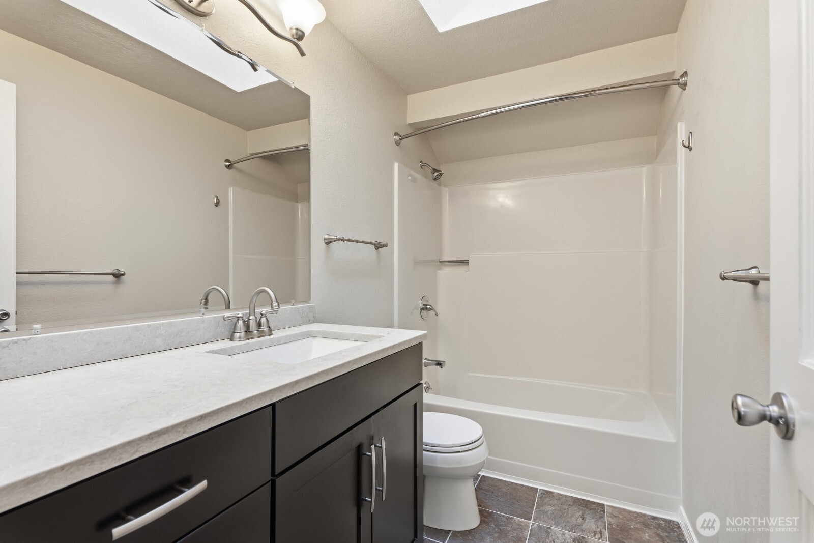 2223 235th Place Southeast Bothell, WA 98021 - Photo 12 of 26 Gallery Image 12