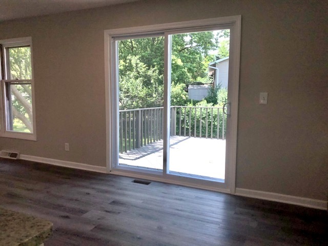 418 Assembly Drive Bolingbrook, IL 60440 - Photo 13 of 30