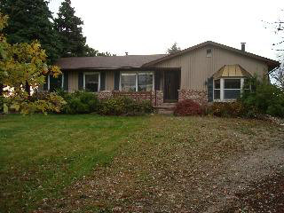 11320 Strasburg Road Erie, MI 48133 - Photo 1 of 10 593063.JPG