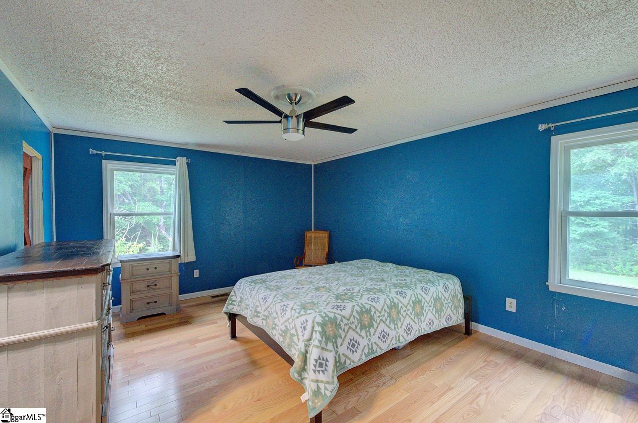503 Edgewater Road Woodruff, SC 29388 - Photo 18 of 34