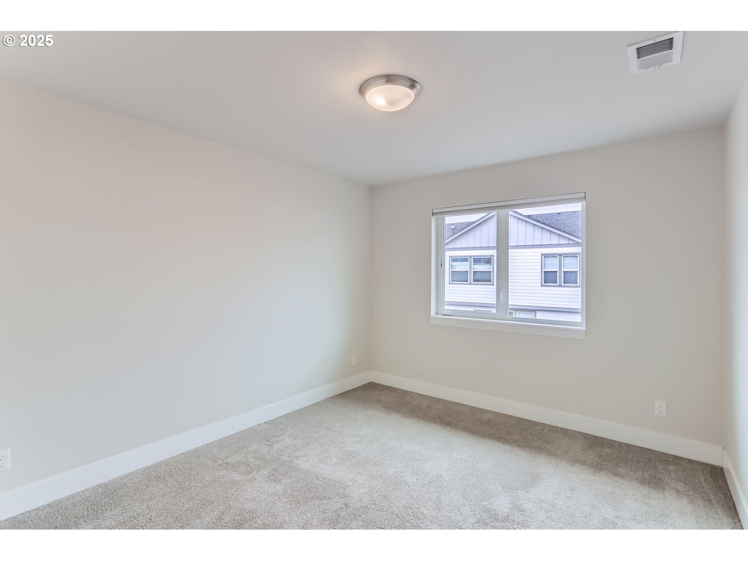 4277 Southeast Reed Avenue Hillsboro, OR 97123 - Photo 22 of 28
