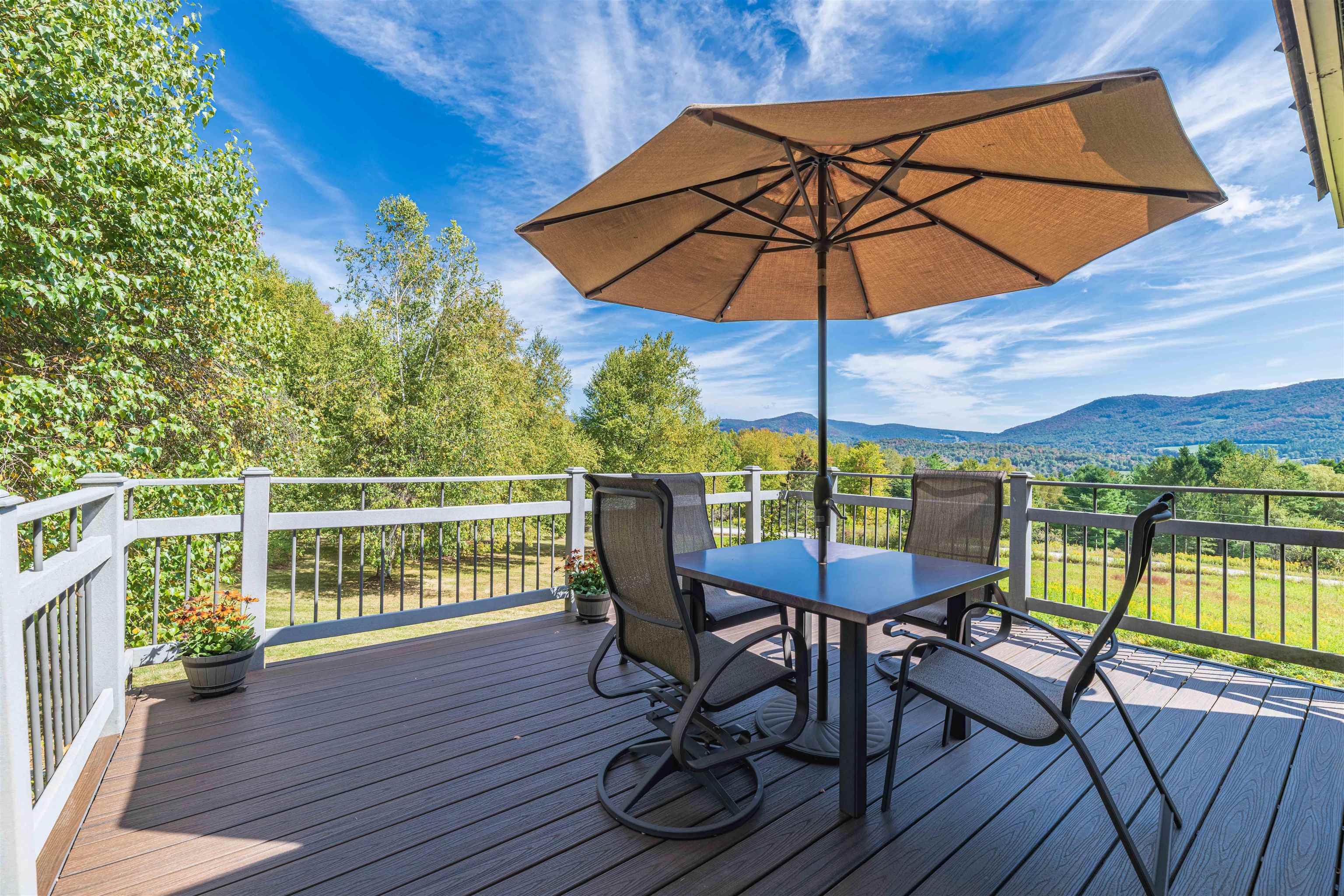 330 Deer Run Road Pawlet, VT 05761 - Photo 4 of 60