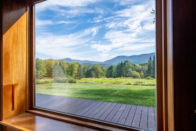 $587,000 | 330 Deer Run Road, Pawlet, VT 05761