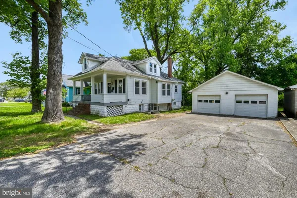 $300,000 | 1 Eugenia Avenue, Glen Burnie, MD 21061
