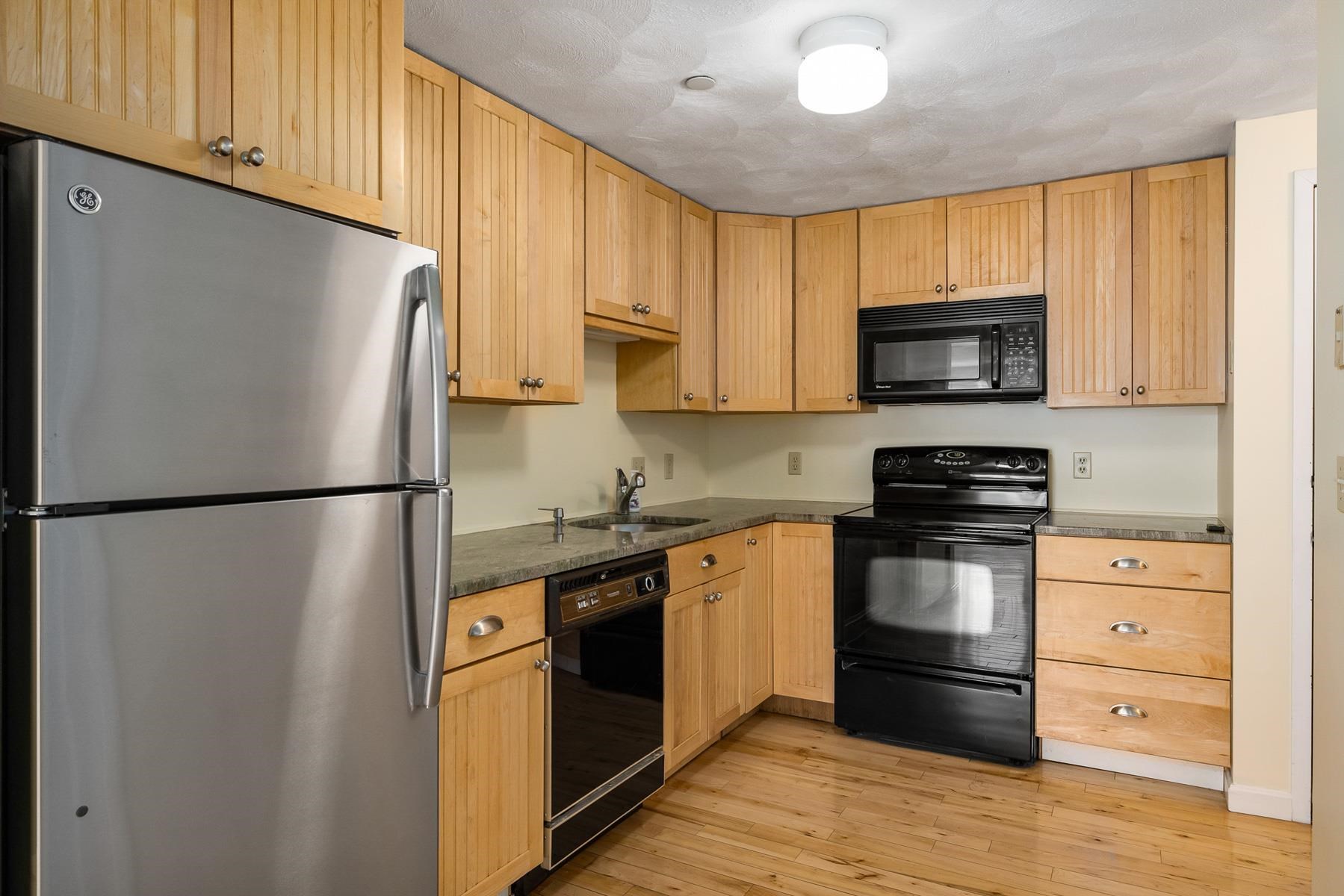 975 Ocean Boulevard, Unit 29 Hampton, NH 03842 - Photo 3 of 31 Gallery Image 3