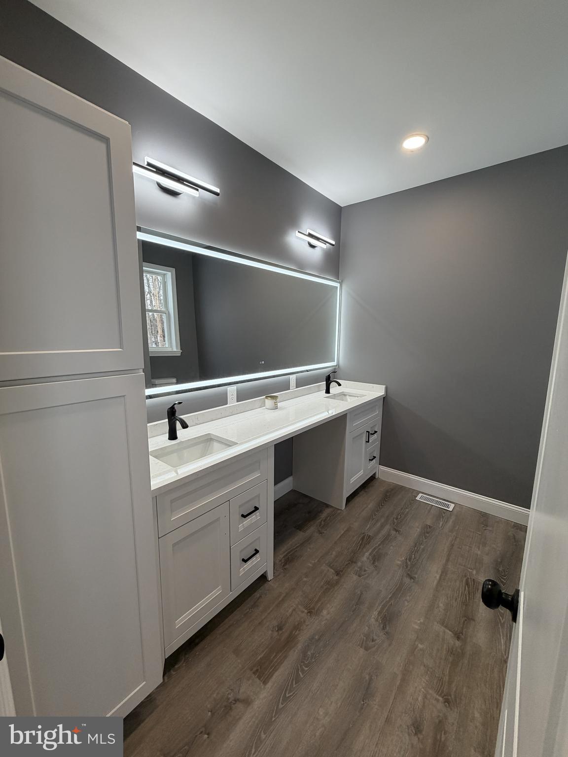 661 South Blue Bell Road Vineland, NJ 08360 - Photo 17 of 23 Primary Bathroom