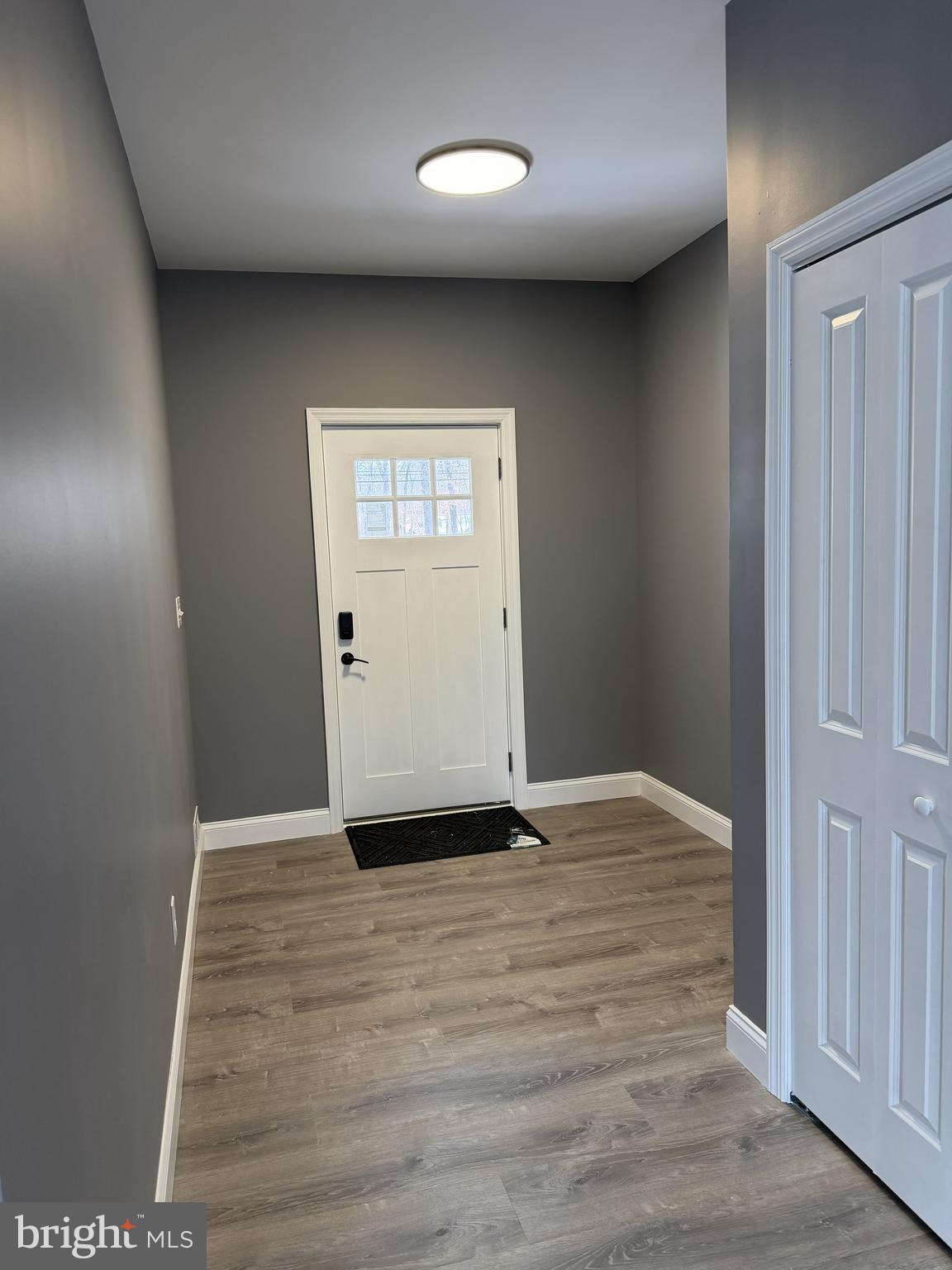 661 South Blue Bell Road Vineland, NJ 08360 - Photo 3 of 23 Foyer