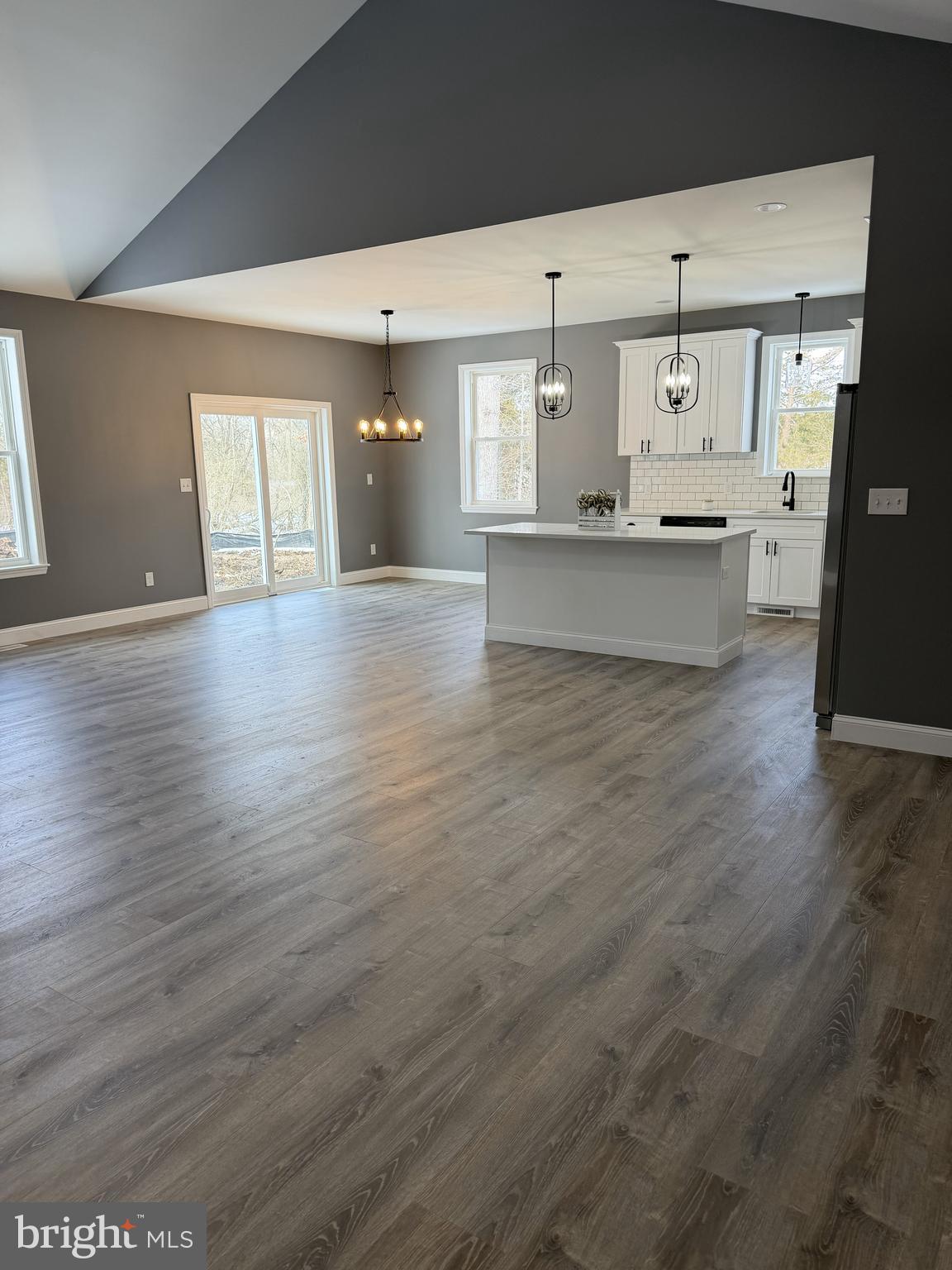 661 South Blue Bell Road Vineland, NJ 08360 - Photo 10 of 23 Kitchen/Dinning